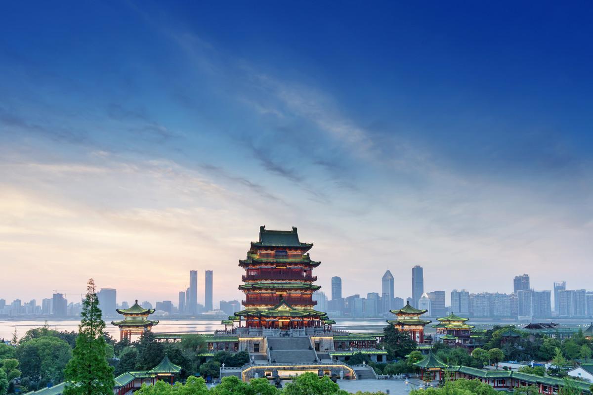 香港未来展望，免费资料与远古巨人在线观看的无限可能，香港未来展望，免费资料与在线娱乐的无限可能