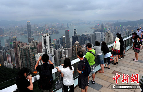 探索未来香港资讯，2025年正版资料大全的崭新篇章，香港未来资讯探索，2025正版资料大全崭新篇章